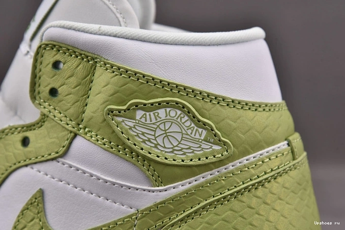 Mid DV2959-113 Jordan 1 Python (W) Green  1125